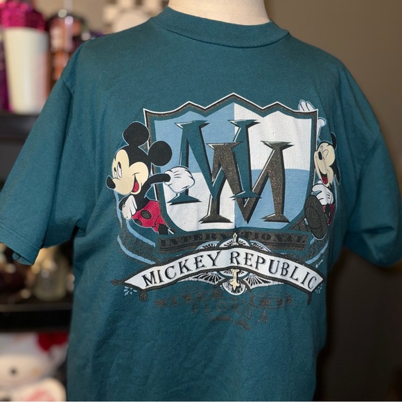 Vintage Mickey Disney Shirt - Picture 6 of 9